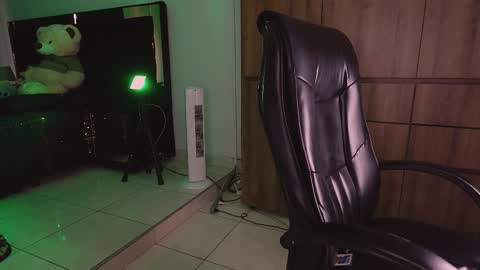 Snapshot of farid_jake_ chatting on 22, 10, 2025 farid_jake_ online show from 22, 10, 2025