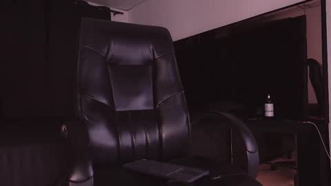 Snapshot of farid_jake_ chatting on 4, 11, 2025 farid_jake_ online show from 4, 11, 2025