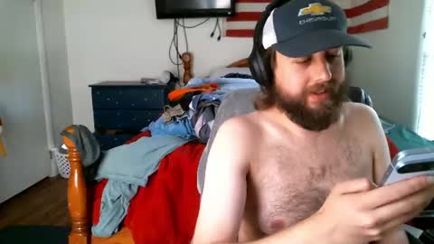 Snapshot of farmboy2398 chatting on 23, 7, 2026 farmboy2398 online show from 23, 7, 2026