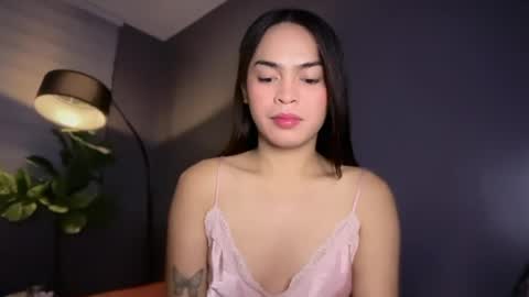 farrahmoanx online show from 19, 7, 2026