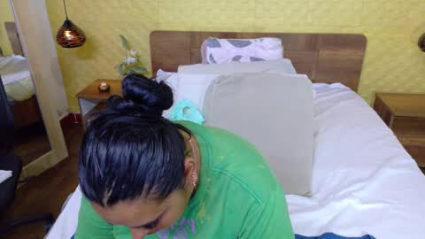 fat_naughtyass online show from 25, 3, 2026