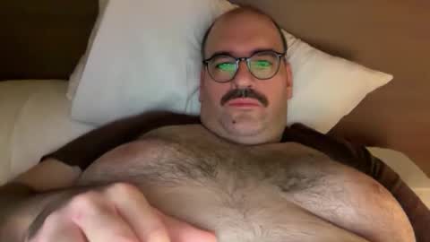 Snapshot of fatandfurry chatting on 23, 10, 2025 Mammouth online show from 23, 10, 2025