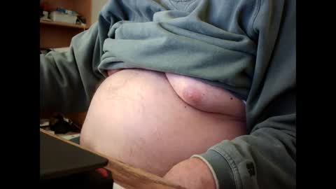 Snapshot of fatbellyitalian chatting on 17, 12, 2024 fatbellyitalian online show from 17, 12, 2024