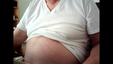 Snapshot of fatbellyitalian chatting on 30, 12, 2024 fatbellyitalian online show from 30, 12, 2024