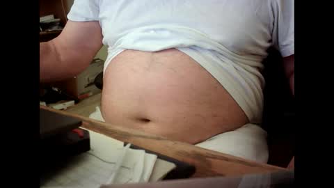 Snapshot of fatbellyitalian chatting on 5, 1, 2025 fatbellyitalian online show from 5, 1, 2025