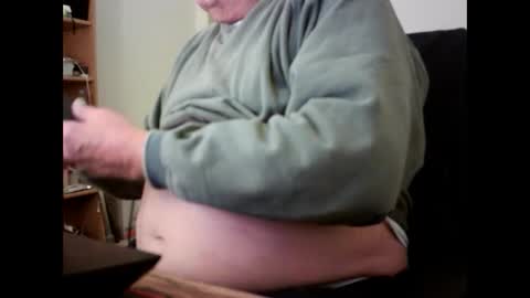 Snapshot of fatbellyitalian chatting on 19, 2, 2025 fatbellyitalian online show from 19, 2, 2025