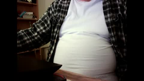 Snapshot of fatbellyitalian chatting on 25, 2, 2025 fatbellyitalian online show from 25, 2, 2025