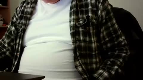 Snapshot of fatbellyitalian chatting on 2, 11, 2025 fatbellyitalian online show from 2, 11, 2025