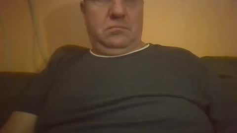 Snapshot of fatcockdaddyy1975 chatting on 18, 12, 2025 vastagfasz apuci online show from 18, 12, 2025