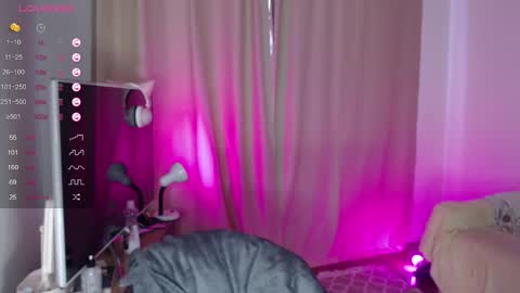  Lora  online show from 23, 10, 2025