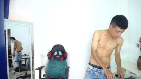 Favel Gomez online show from 21, 12, 2024