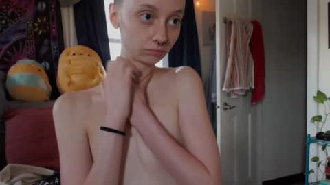 Snapshot of fayebae3 chatting on 29, 9, 2025 Mossfairy online show from 29, 9, 2025