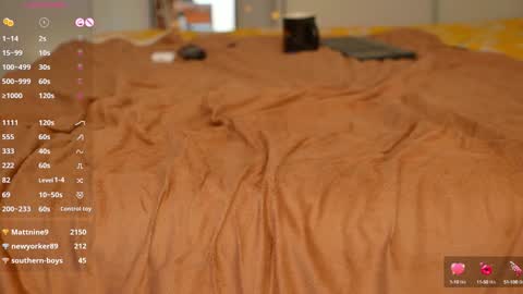 Snapshot of fazeyj chatting on 20, 12, 2024 FazeyJ online show from 20, 12, 2024