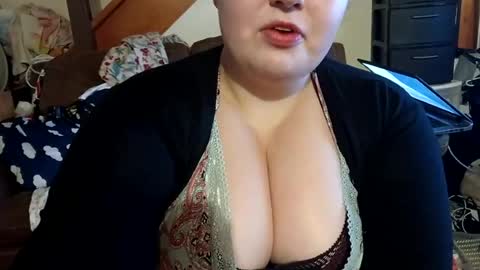Snapshot of feastonme00 chatting on 19, 6, 2026 feastonme00 online show from 19, 6, 2026