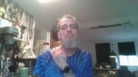 Snapshot of feelfemdom chatting on 22, 9, 2025 feelfemdom online show from 22, 9, 2025