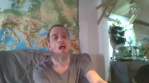 Snapshot of feelfemdom chatting on 25, 9, 2025 feelfemdom online show from 25, 9, 2025