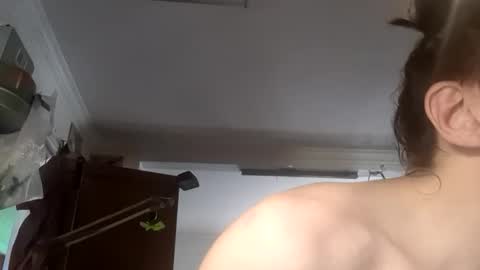 Snapshot of feelfemdom chatting on 23, 4, 2026 feelfemdom online show from 23, 4, 2026