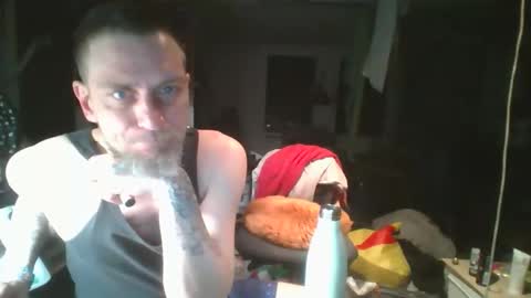 Snapshot of feelfemdom chatting on 19, 5, 2026 feelfemdom online show from 19, 5, 2026