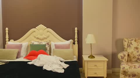 FeliciaKrige online show from 26, 2, 2025