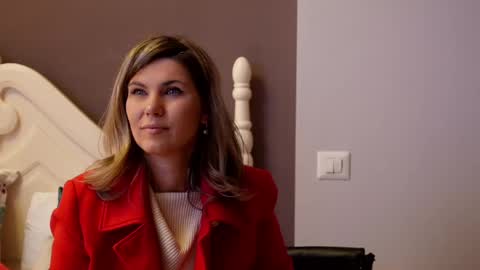 FeliciaKrige online show from 5, 3, 2025