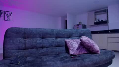 felicity_rendon01 online show from 22, 1, 2025