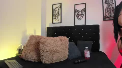 felina online show from 1, 7, 2026