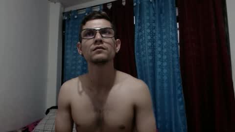 Snapshot of felipe227 chatting on 7, 2, 2025 jhonatan felipe online show from 7, 2, 2025