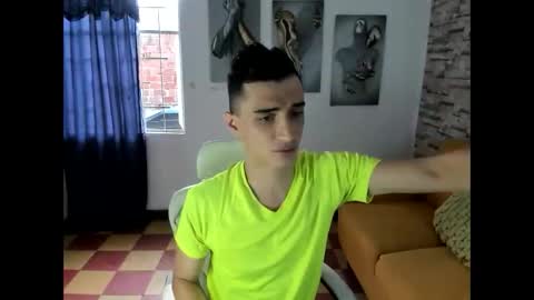 Snapshot of felipe_colinss chatting on 18, 5, 2026 felipe colinss online show from 18, 5, 2026