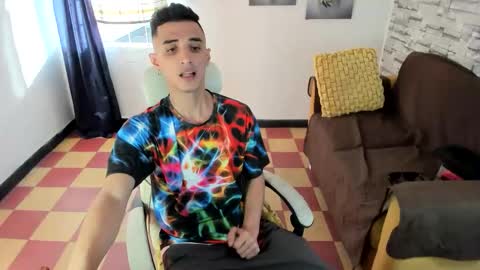 Snapshot of felipe_colinss chatting on 1, 6, 2026 felipe colinss online show from 1, 6, 2026