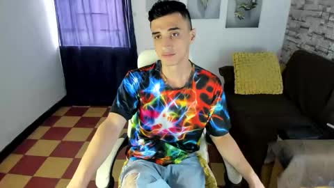 Snapshot of felipe_colinss chatting on 7, 6, 2026 felipe colinss online show from 7, 6, 2026