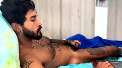 Snapshot of felix_candela chatting on 15, 12, 2024 Felix Candela online show from 15, 12, 2024