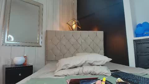 Femboy Max online show from 11, 9, 2025