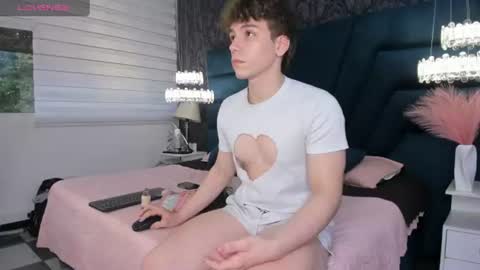 Femboy Max online show from 3, 7, 2026