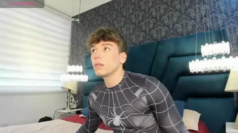 Femboy Max online show from 22, 7, 2026