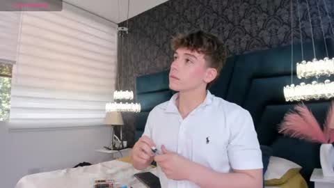 Femboy Max online show from 26, 7, 2026