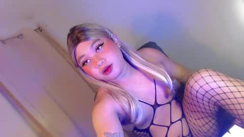 femboy_veronica online show from 25, 6, 2026