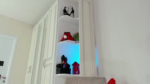 Snapshot of femdomheels chatting on 27, 12, 2024 femdomheels online show from 27, 12, 2024