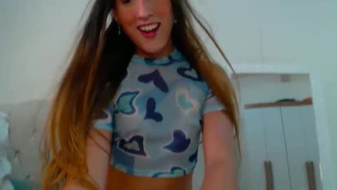 Snapshot of femmeangel chatting on 13, 1, 2026 Alice online show from 13, 1, 2026