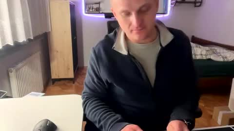 Snapshot of feniopl1 chatting on 27, 3, 2026 Bart online show from 27, 3, 2026