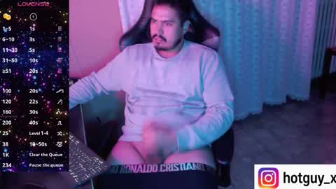 Fernan online show from 11, 11, 2025