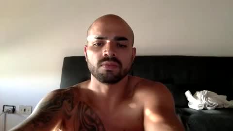 insta ferxx1210 Fercho online show from 2, 12, 2024