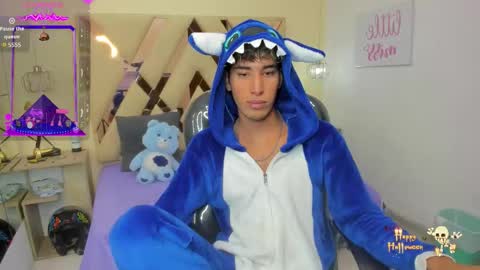 Snapshot of ferphoenix_ chatting on 30, 10, 2025 FER PHOENIX online show from 30, 10, 2025