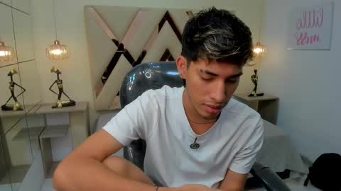 Snapshot of ferphoenix_ chatting on 11, 2, 2026 FER PHOENIX online show from 11, 2, 2026