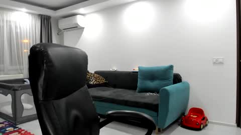 Catalea DM online show from 3, 2, 2025