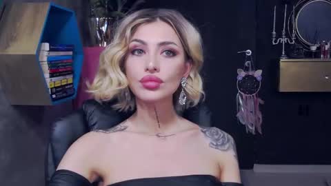 Sarah online show from 2, 12, 2024