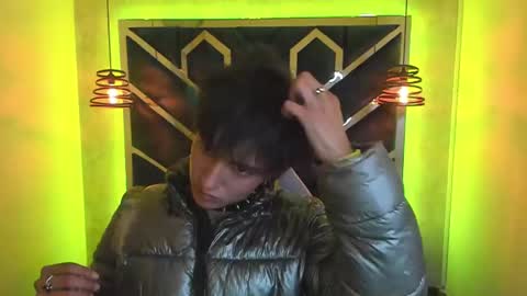   online show from 23, 1, 2025