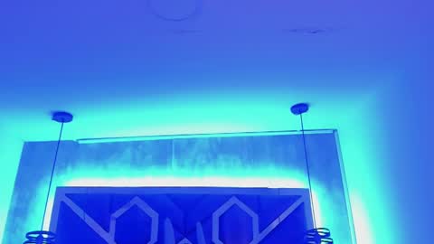   online show from 26, 2, 2025