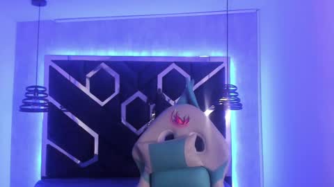   online show from 12, 3, 2025