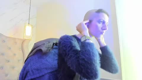   online show from 5, 5, 2026