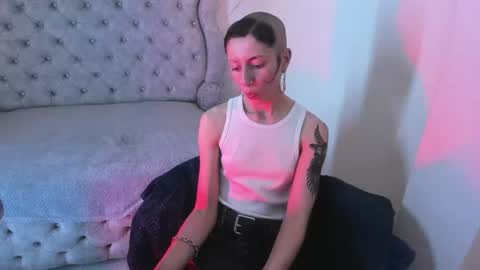   online show from 26, 6, 2026